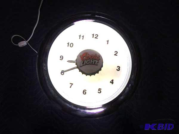 lot 127 image: Coors Light Clock   Lights up and works  Appr...