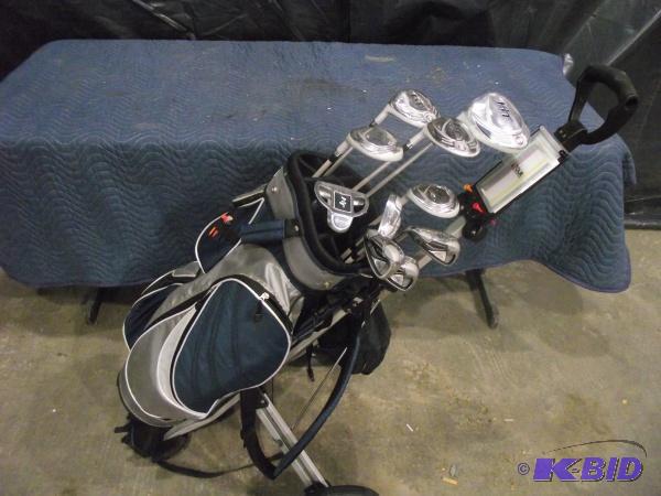 lot 17 image: Womens Affinity Left Handed Golf Clubs With ...