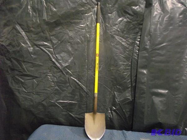 lot 27 image: Shovel With Fiberglass Handle...