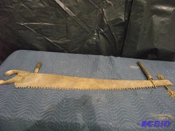 lot 28 image: Vintage 2 Person Saw...