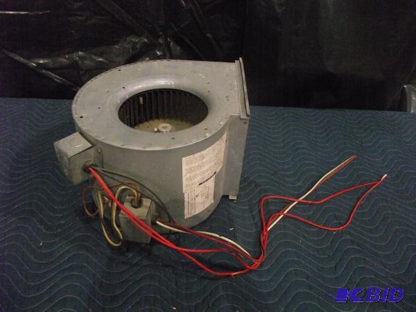 lot 42 image: Electric Fan...