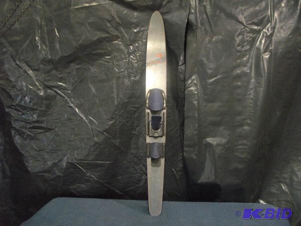 lot 79 image: Slalom Water Ski...