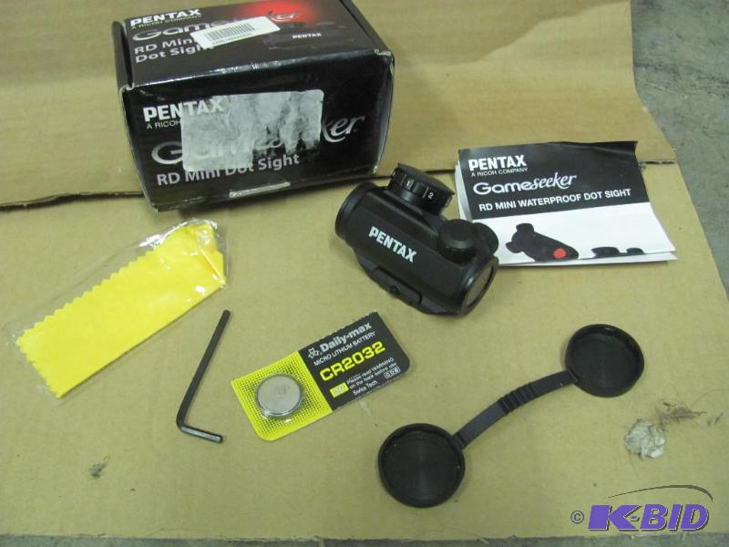 NEW (in original box) PENTAX Gameseeker RD Mi...