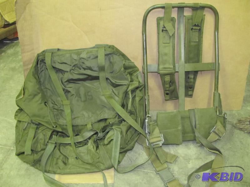 This US Military Surplus Large Combat Field P...