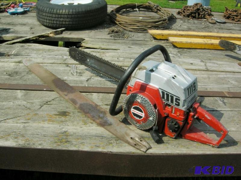 lot 19 image: Jonsereds 1115 Chainsaw