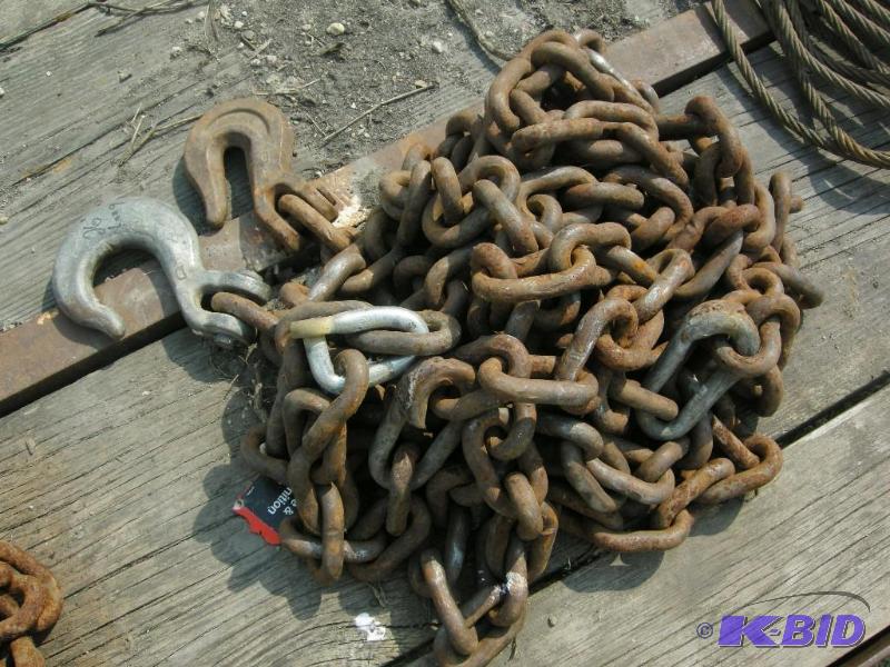 lot 24 image: 12 log chain