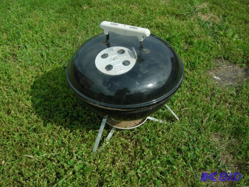 lot 36 image: Weber grill
