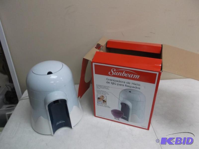 lot 103 image: Sunbeam Ice Shaver- Works...