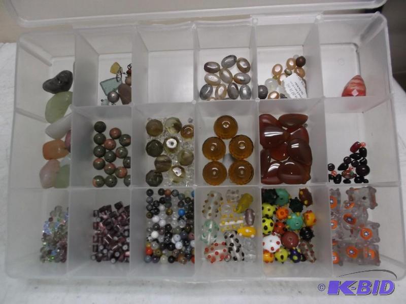 lot 57 image: Lot Of Craft Beads And Stones...