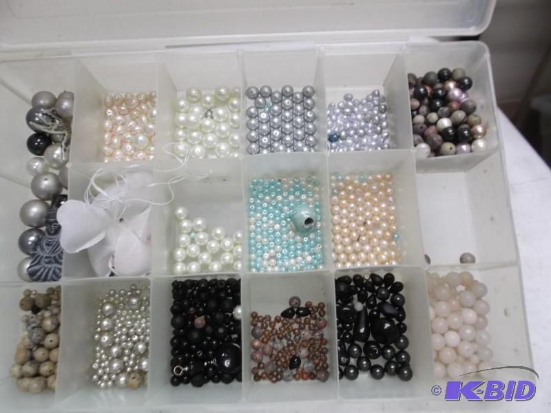 lot 60 image: Lot Of Crafts Beads...