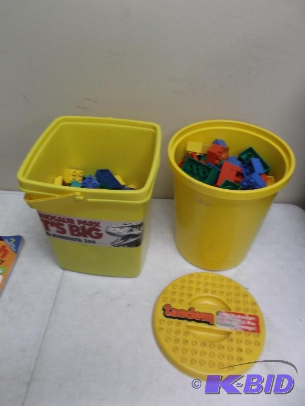 lot 62 image: Lot Of Lego Type Blocks...