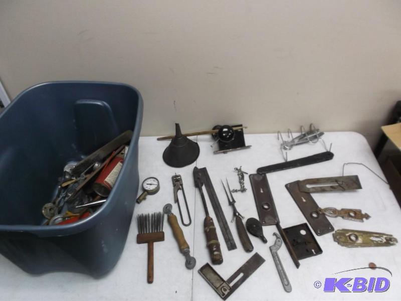 lot 84 image: Lot Of Vintage Hardware, Ford Wrench...