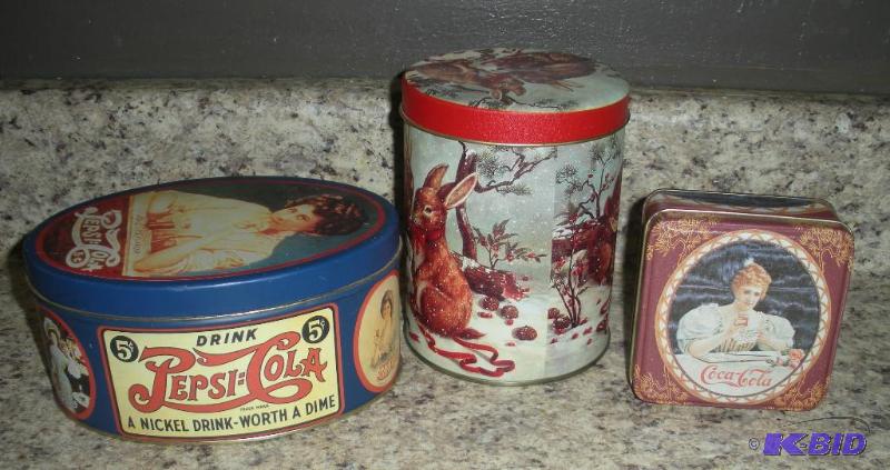 lot 017 image: Vintage Looking Tins Coca Cola & Pepsi
