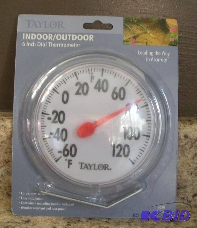 lot 020 image: Indoor Outdoor Thermometer