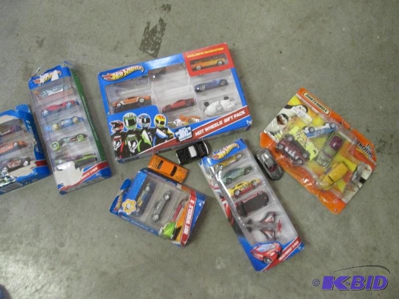 lot 139 image: mixed lot of toy cars...