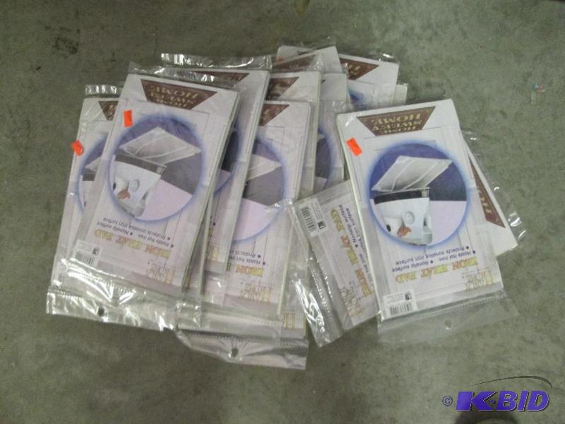 lot 144 image: handy made Iron heat pad holds iron, nonslip ...