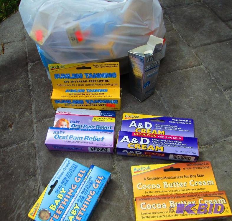 lot 15 image: lot of mixed health and beauty items past exp...
