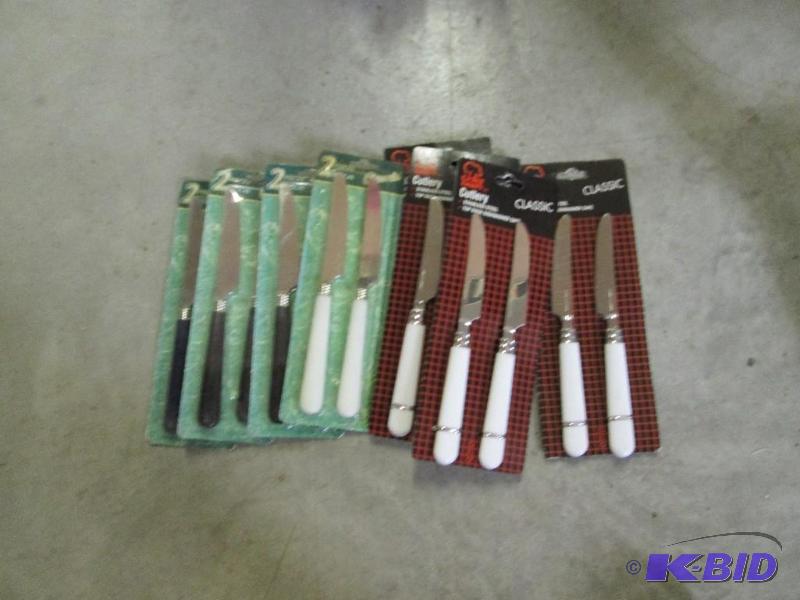 lot 153 image: small lot of 2 piece piezas, Casnals butter k...