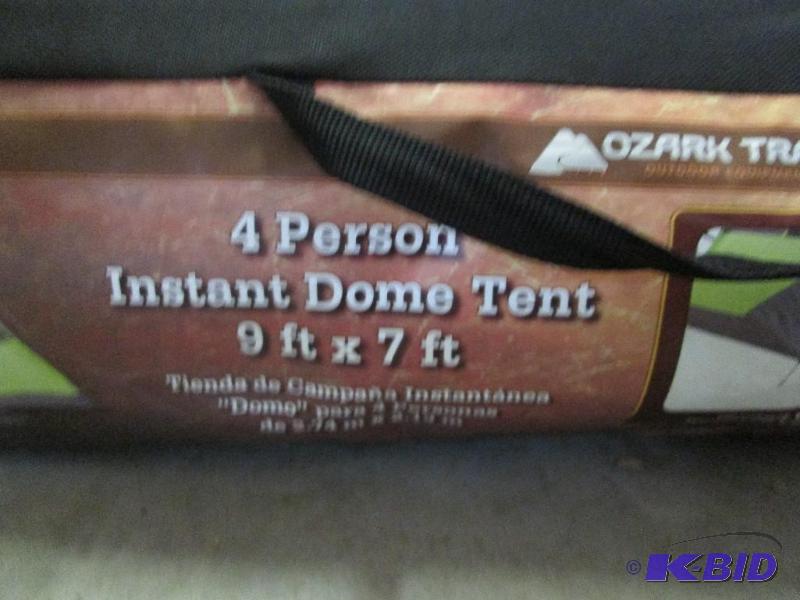 lot 160 image: Ozrak trail 4 person instant dome tent 9ft x ...
