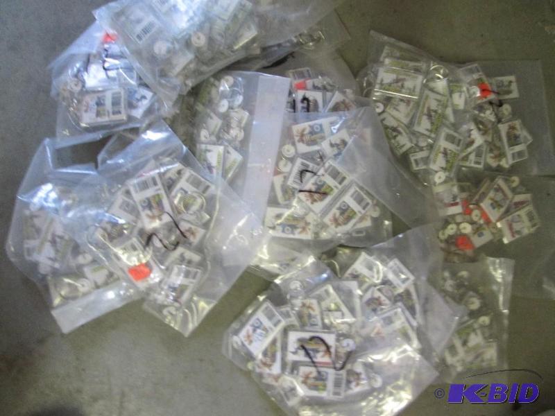 lot 65 image: mixed lot of souvenir Minnesota key chains...