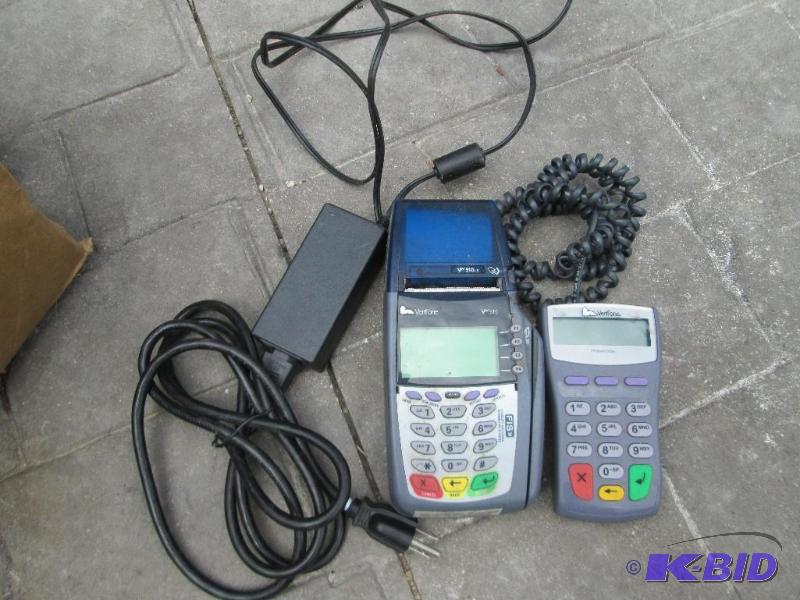 lot 7 image: Vx519LE credit card reader with pin pad...