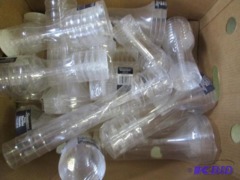 lot 92 image: sensations solo cup company plastic champagne...