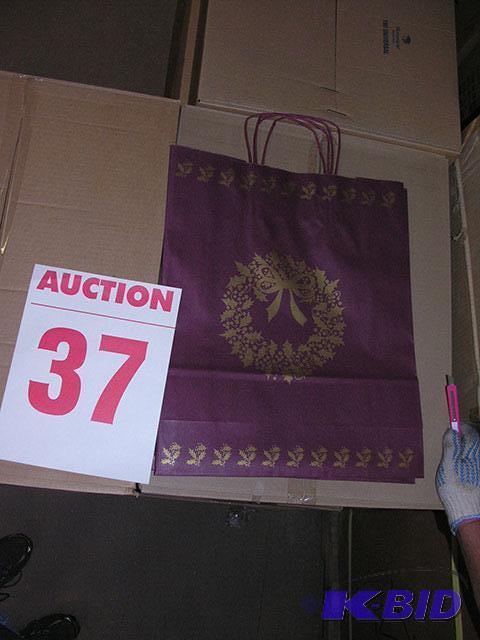 Golden Wreath Gift Bags