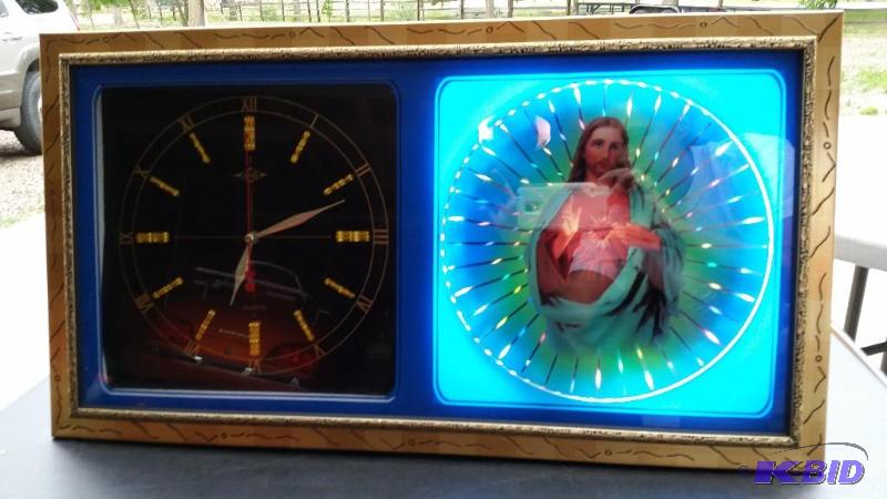 Quartz Jesus Wall Clock