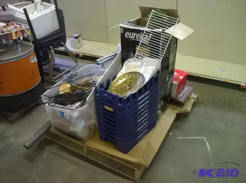 lot 22 image: Pallet Lot of UnsoldUnclaimed Items, Pepsi C...