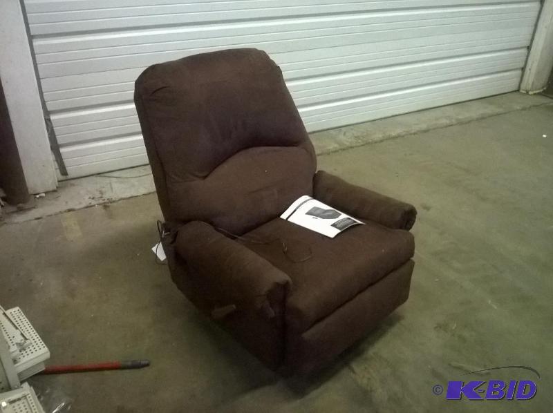 lot 24 image: Relaxzen Microfiber Massage Recliner...