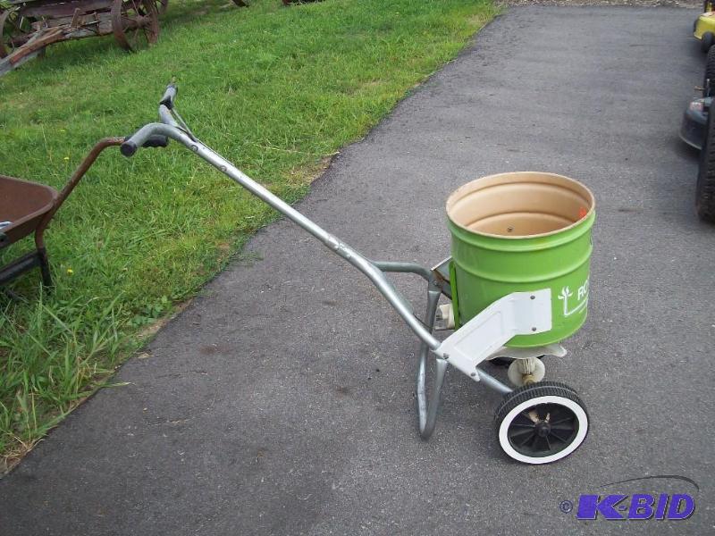 Lawn and Garden Seeder