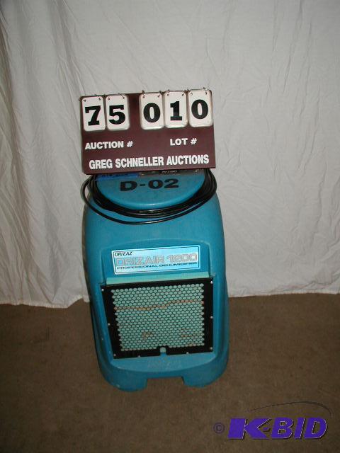 lot 10 image: Dri-Eaz dehumidifier console, model F203, 115...