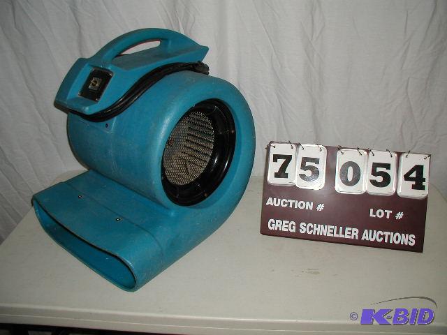 lot 54 image: Dri-Eaz dryer (unlabeled - looks the same as ...
