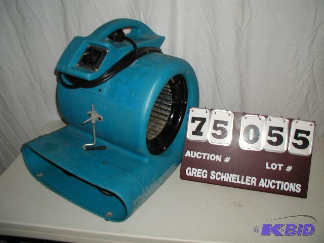 lot 55 image: Dri-Eaz  dryer, Sahara Pro  HP....