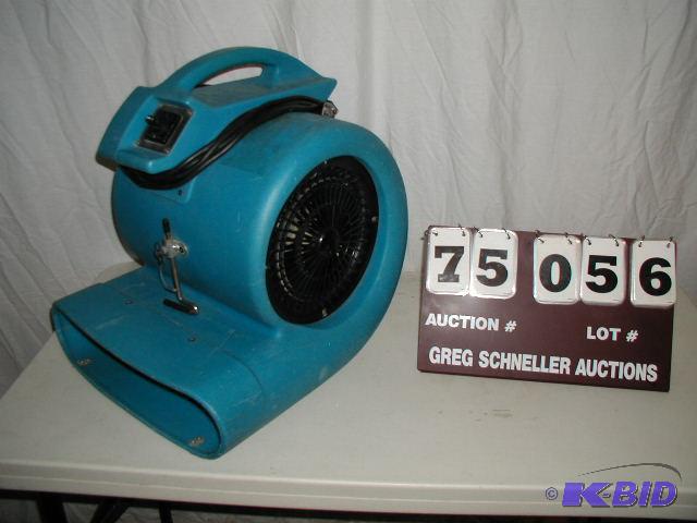 lot 56 image: Dri-Eaz dryer, Saraha Pro HP....
