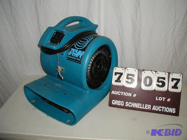 lot 57 image: Dri-Eaz dryer, Sahara Pro HP....