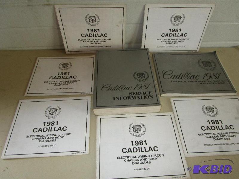 lot 18 image: Cadillac Manuals