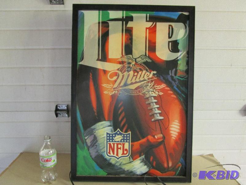 lot 24 image: Miller Lite Beer Sign
