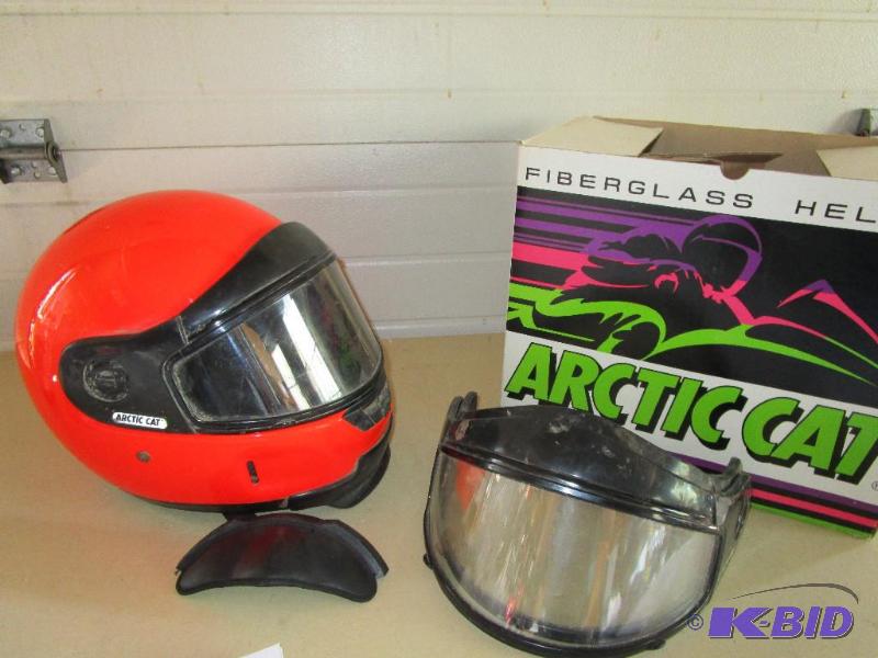 lot 42 image: Arctis Cat Helmet