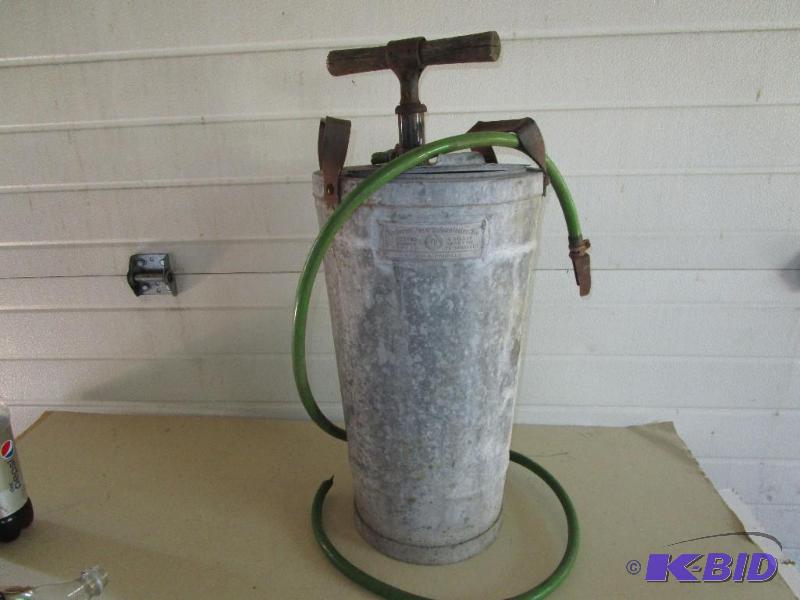 lot 44 image: Antique fire extinguisher