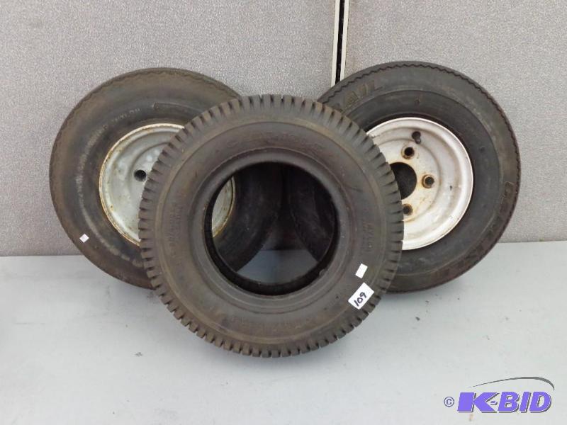 lot 109 image: Tires & Rims Carlisle Turf Saver 4.804.0...