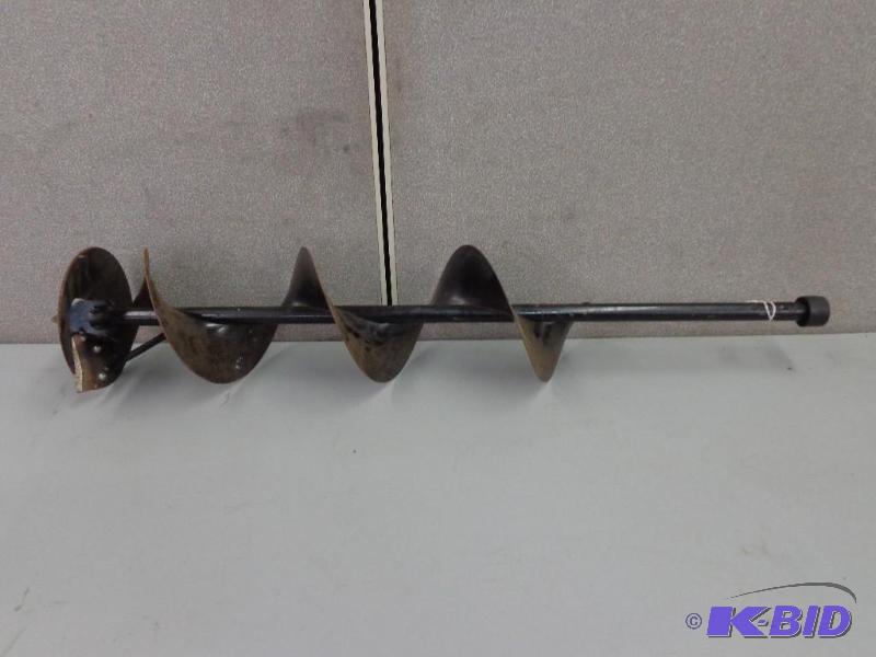 lot 122 image: Auger Blade  4 Rings 41" Tall KB Mo...