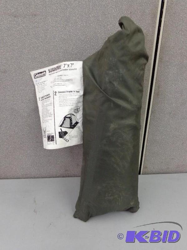 lot 124 image: Coleman Sundome 7 x 7 Tent  Appears Co...
