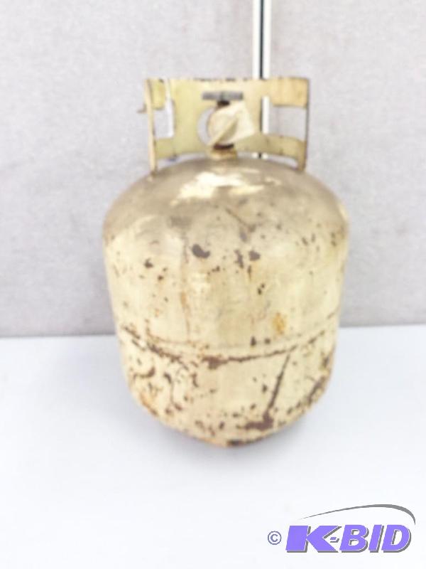 lot 138 image: Portable Propane Tank 20 Lbs Maximum ...
