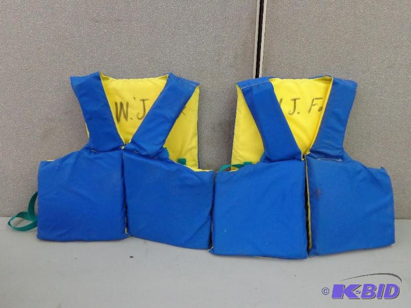 lot 160 image: Life Jackets Chest Size 30-52" ( 76 -132...