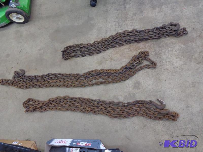 lot 180 image: Bucket Of Chains 3 chains total of Various Le...