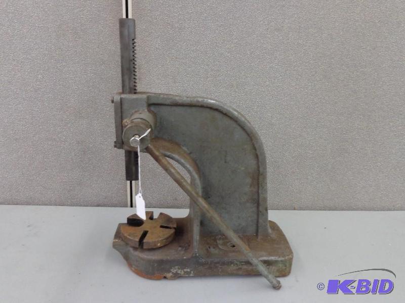 lot 30 image: Dake Model T Arbor Press No. Y All Parts Free...