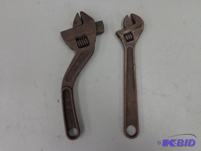 lot 33 image: Fordson&nbsp10 Inch No 80 Wrench & 7105 ...