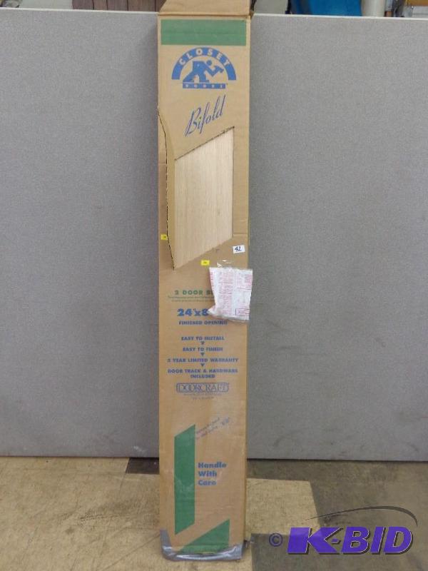 lot 42 image: Bifold Closet Doors 2 Door Bifold 24" x ...