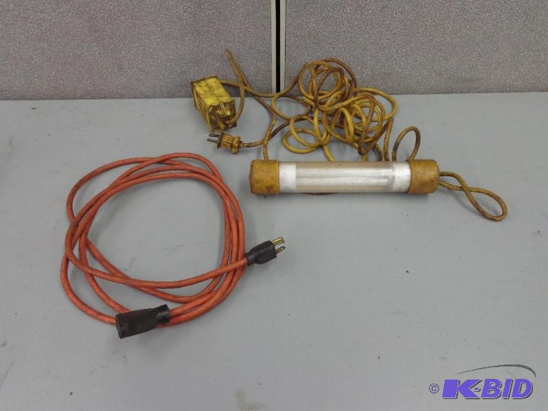 lot 93 image: The Rite Lite FL-600 Work Light  120V&nb...
